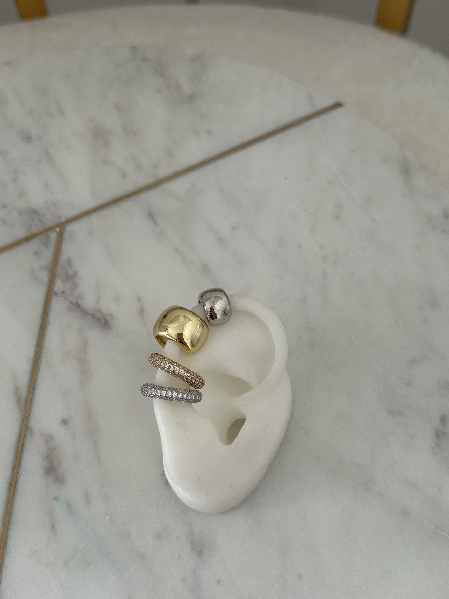 Minimalista Ear Cuff