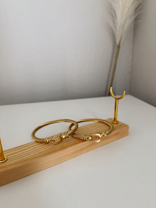 Camellia bracelet